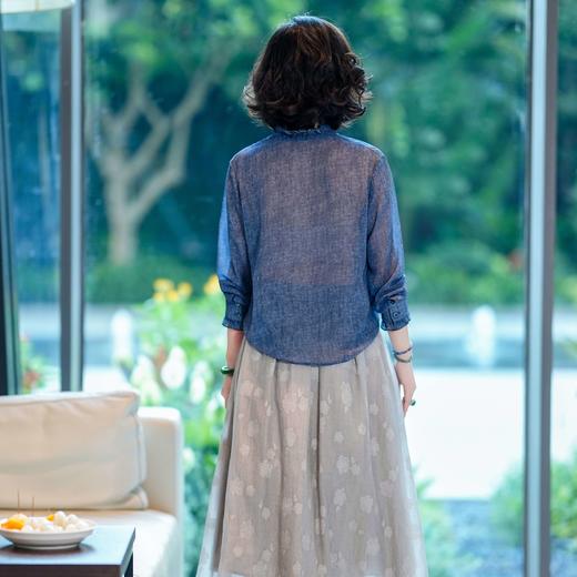 西子/【风语丹宁】意大利经典木耳边小立领复古正肩简约通勤牛仔感衬衫/SYHJ005 商品图2