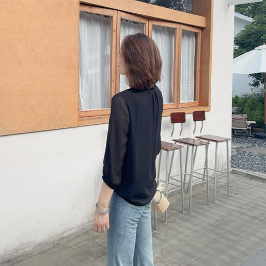 （冷玫瑰升级！）火桐hooton 铂金系列 双向顺纡绉木耳边双层真丝上衣YT3097 商品图3