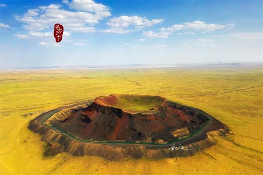 光影北疆·地质奇观摄影之旅——内蒙乌兰哈达火山、大红山峡谷、古力脑包玄武岩六棱柱群、黄河老牛湾、大同土林摄影团6天 商品图0
