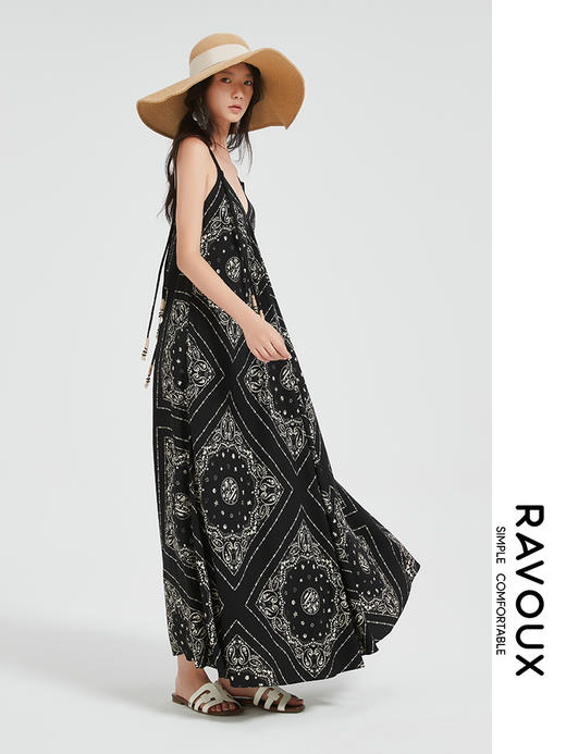 272139922度假风印花吊带裙 商品图2