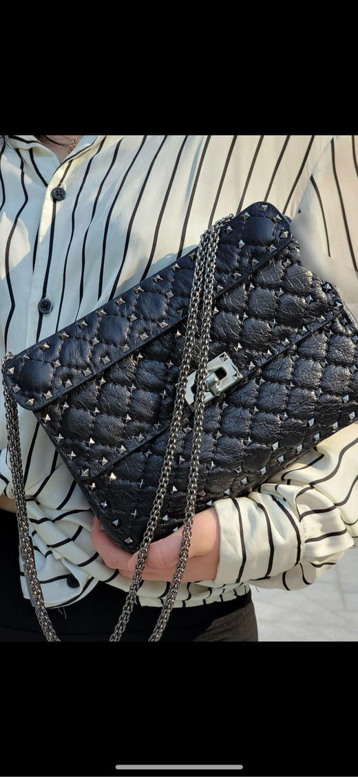 华伦天奴 中号 黑色 牛皮 铆钉 rockstud 链条包 商品图4