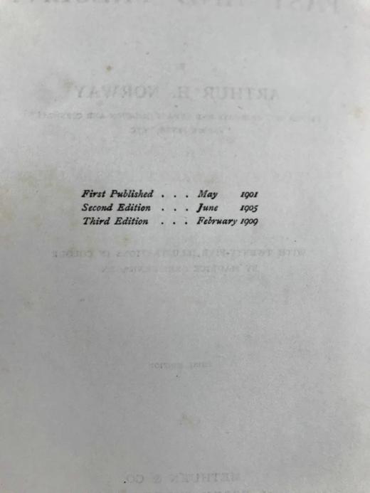 1909年 那不勒斯的过去与现在 25幅彩色插图 漆布精装32开 商品图4