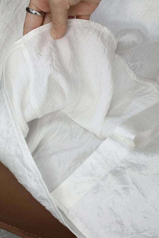 LPIUTY品牌直发！极简老钱风醋酸衬衫 C2288012 商品图7