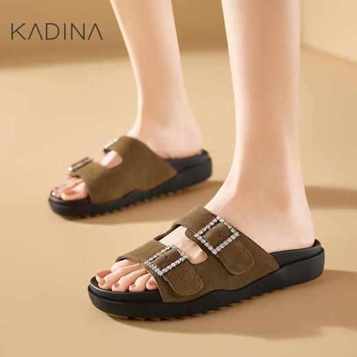【KADINA】卡迪娜2025春夏季新款平跟露址简约休闲女凉鞋KM254303 商品图0