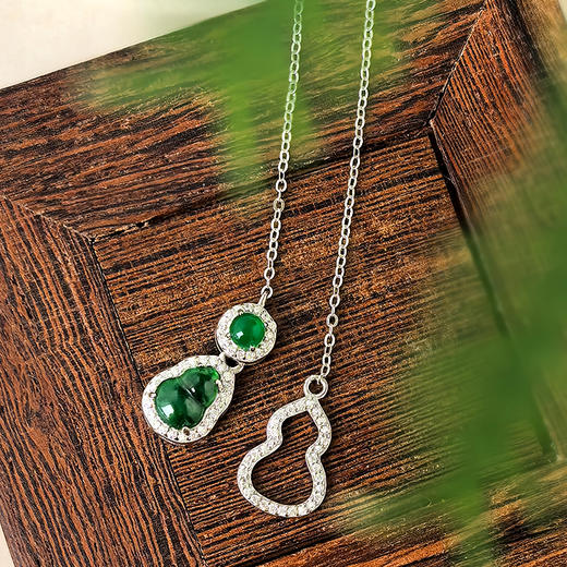 BAOFANDI宝梵迪新中式翡翠葫芦镶嵌玉石轻奢小众高级感锁骨链2025爆款BF 商品图3