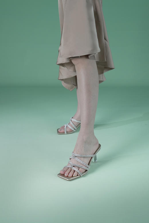 Westory25年夏季钻条羊皮垫拖鞋W25BJ6219112 商品图6