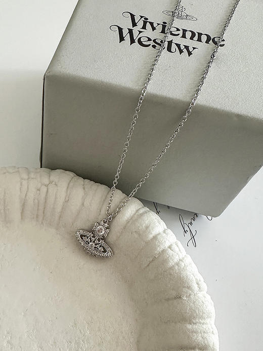 THS-无 西太后家 vivi镂空土星项链 CU1314 商品图4