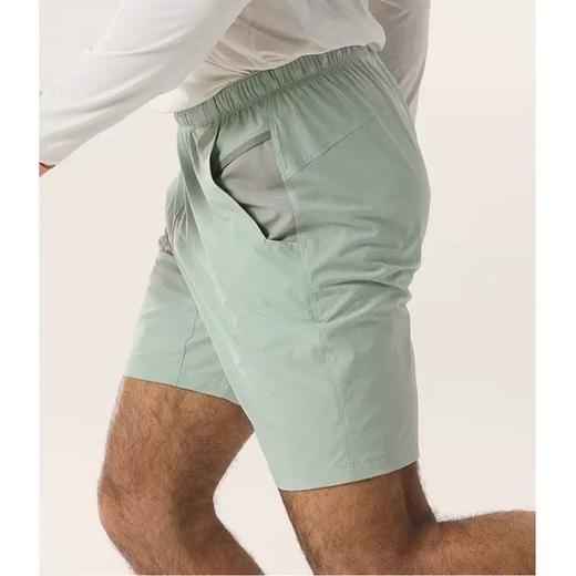 点此购买 始祖鸟夏季男士SHORT9轻量弹力速干短裤 jj 322139 商品图9