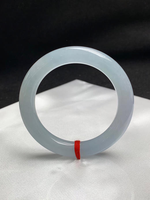 620286，57.8圈口，冰蓝圆条福镯，纯净天空蓝，底子冰润，整体清爽 商品图0