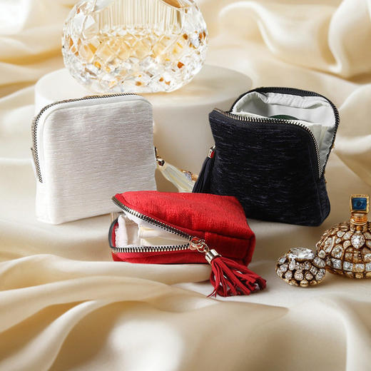 专属便携式首饰收纳包精致首饰收纳包流苏拉链首饰包戒指吊坠手链首饰袋便携珠宝收纳袋 商品图3