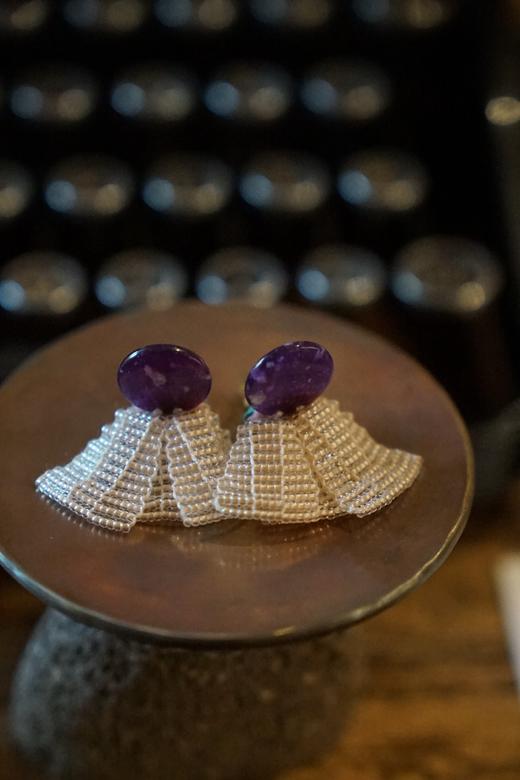 tamas 紫色复古耳钉/耳夹 商品图1