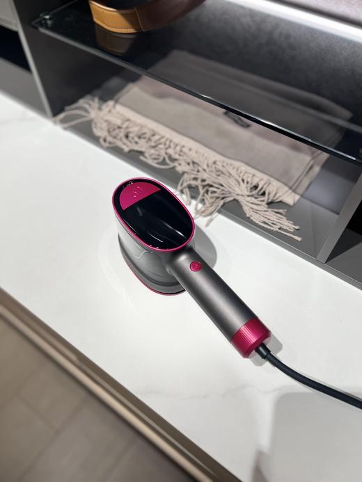 OGNAL奥戈那手持挂烫机SC12-G06：懒人熨衣新哲学 ✅双重增压技术：爆炸蒸汽，性能强悍 ✅智能熨烫，多模式选择：智能适配不同温度、不同出雾量，各种材质衣物都可熨 次可熨多件衣服 商品图1