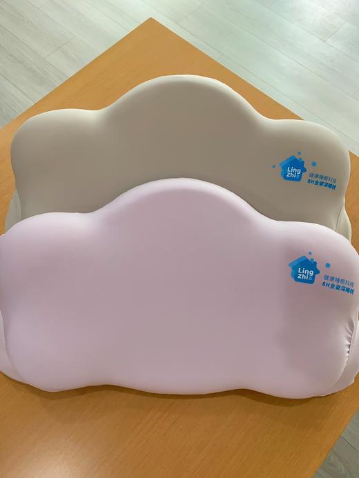 松植屋云朵儿童护脊枕助睡眠记忆棉护颈枕头 适用于6-15岁儿童枕芯枕头 商品图2