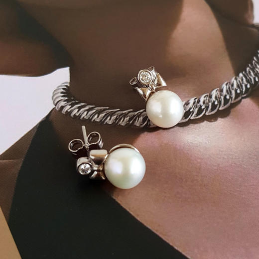 【天然正品】PT900铂金镶钻镶天然约7.9MM白色珍珠耳环13.57.9*18.6MM（皆取最大值）女士现售价：1680！160525NJM57 商品图2