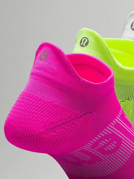 点此购买 lululemon露露女士提耳短袜 ye  322167 商品图5