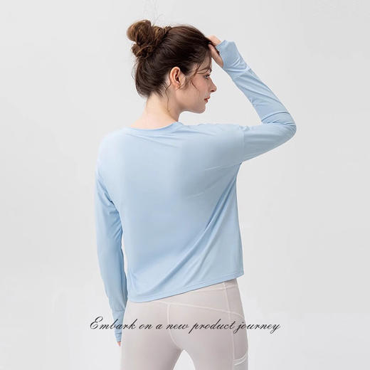 跃牌【欲动春风】系列长袖带指孔抗紫外线冰感透气跑步健身圆领T恤22532此款为欧码，建议拍小一码！ 商品图3