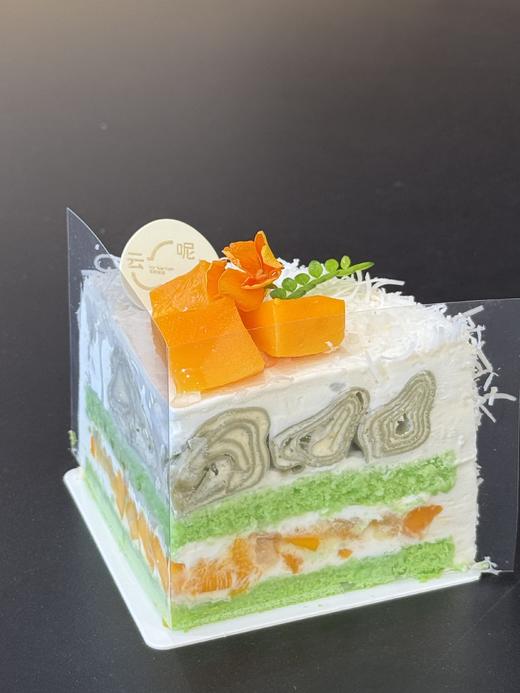 凤梨可丽卷椰子斑斓蛋糕切块 商品图0