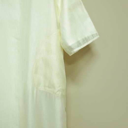 【抖音专属】V领连衣裙（24707646凝脂） 商品图2