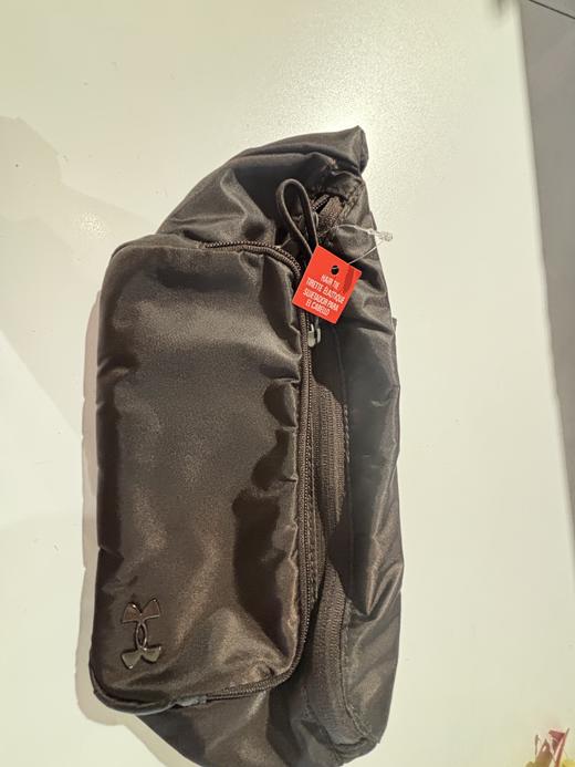 【云粉节】7楼安德玛UA Studio男女情侣训练运动系腰斜挎包1384459 吊牌价349元 商品图0