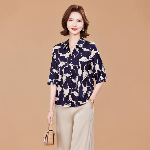 TC 2526妈妈装弹力缎真丝上衣洋气大码桑蚕丝印花衬衫 商品图2