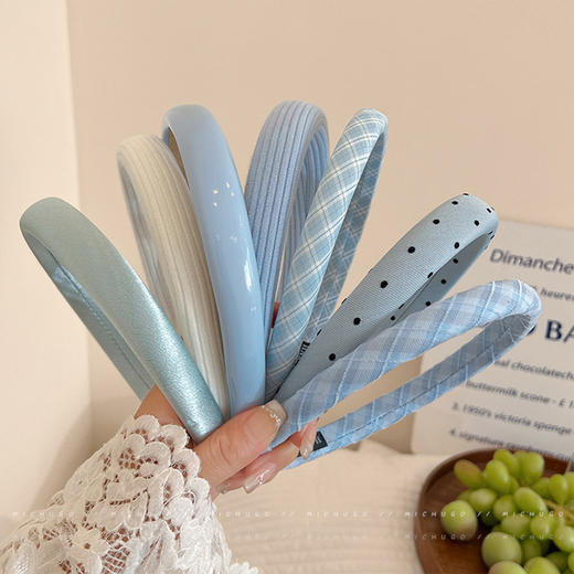 【学院风蓝色系】温柔波点发箍女洗脸压发防滑头箍高颅顶发捆简约发饰。ry 商品图2