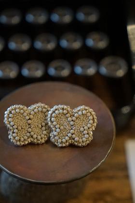 tamas 2色蝴蝶耳钉