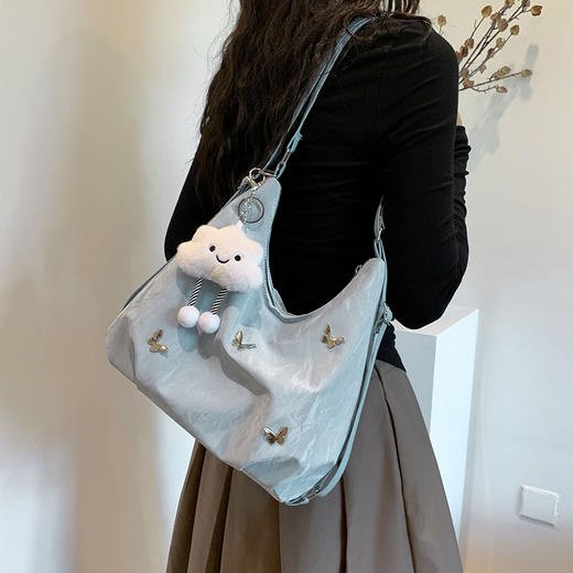 【赠送挂件！斜挎包】大容量包包女新款小众设计通勤多功能双肩单肩斜挎背包，可多种背法。ry 商品图6