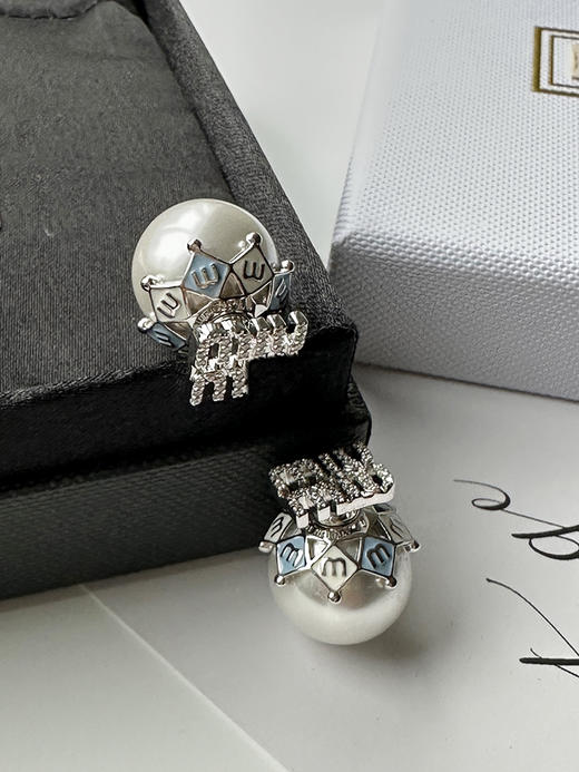 现货 THS-无 缪家 满钻字母皇冠珍珠饰品耳钉 CU1313 商品图3