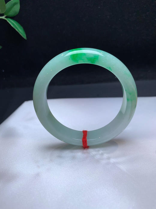 620283，51.5 辣绿色手镯，一截辣绿色，清新秀气 商品图2