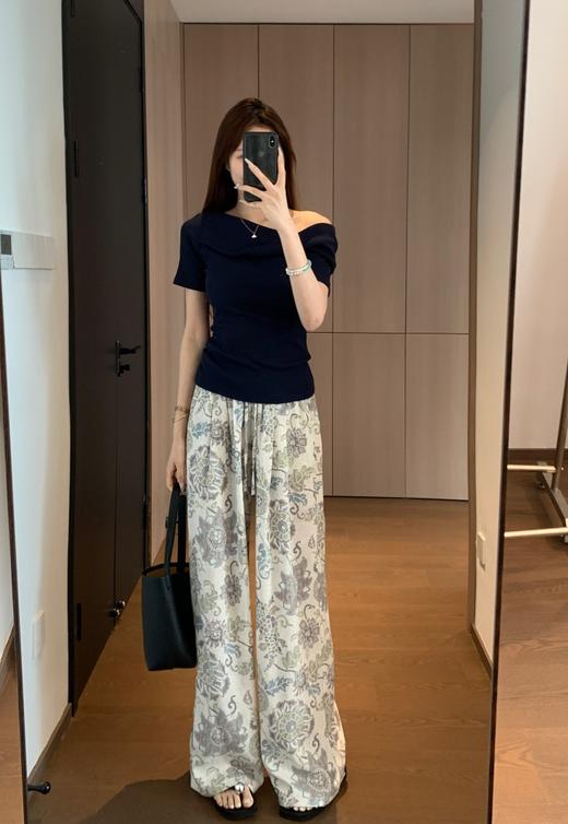 老钱风中古时髦慵懒麻感天丝花纹褶裥松紧腰直裤 商品图1