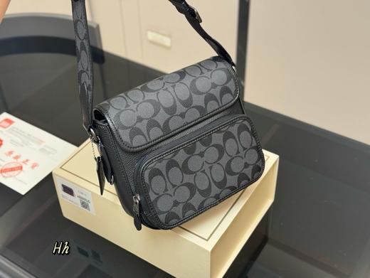 蔻驰男士邮差包（CB） 商品图7