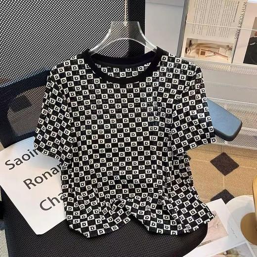 清仓价2025~（微瑕）D字母顺滑短款短袖T恤-喜出 商品图2