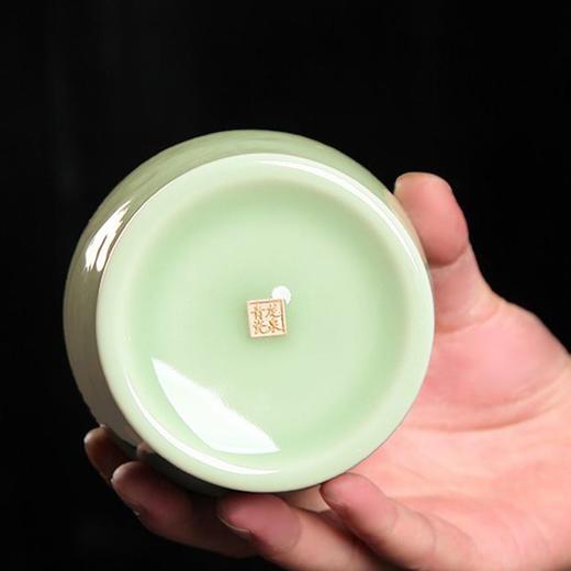 米色龙泉青瓷.实木烤漆【半斤装.小双瓷】100元1套.共 7 套（尾货满10套包邮.保证质量） 商品图3