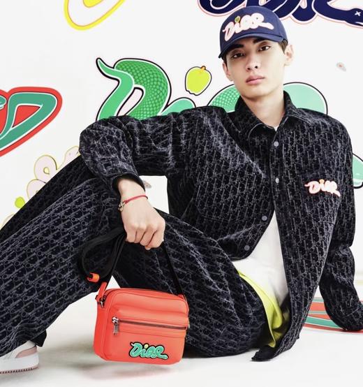 迪奥 蛇年限定红绳手链（XJ） 商品图1