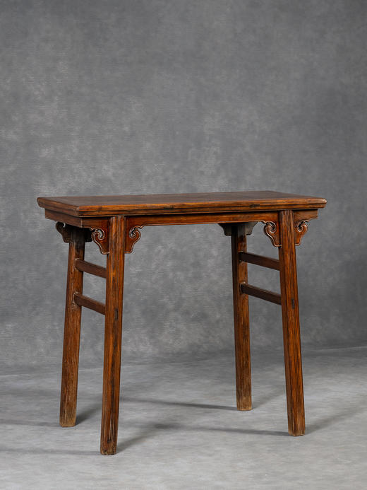 清早期	黄花梨夹头榫如意云纹独板面平头案 商品图2