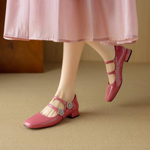 【预售5天】自留款超美又乖又嗲圆头水钻花朵浅口漆皮玛丽珍单鞋NJMK&K1323 商品图2