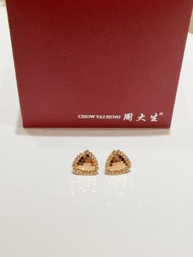 1F 周大生 18K 耳饰