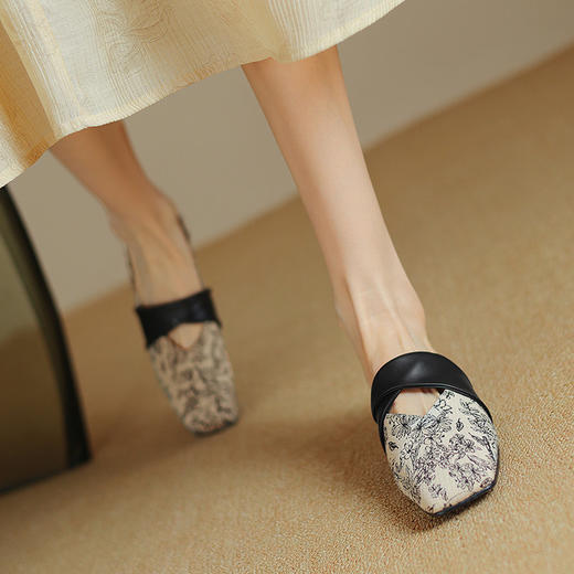 【预售5天】复古国风印花包头半拖鞋女夏外穿新款法式平底穆勒凉拖鞋KYD&9111 商品图2