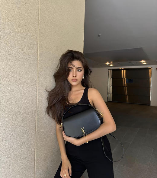 杨树林𝐕𝐨𝐥𝐭𝐚𝐢𝐫𝐞新款
伏尔泰中号 商品图1