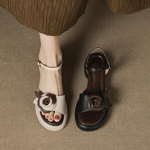 【预售5天】真皮圆头露趾拼色花朵，一字扣带舒适厚底凉鞋ASZ&5-908 商品图1