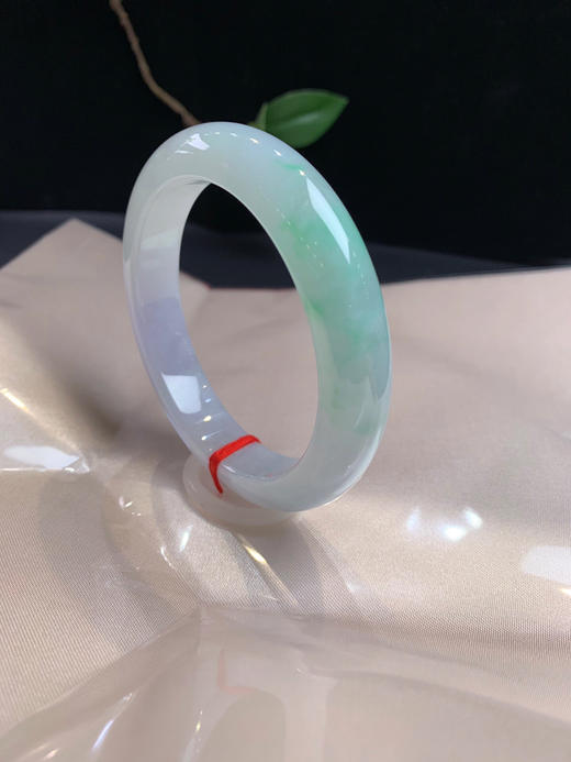 620295，57飘清新绿花手镯，清新甜美，一截清新绿 商品图3