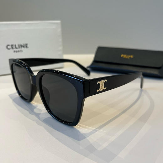 CELINE赛琳 TRIOMPHE logo标识 板材镜架 方形 太阳眼镜 女款 黑色（AN） 商品图2