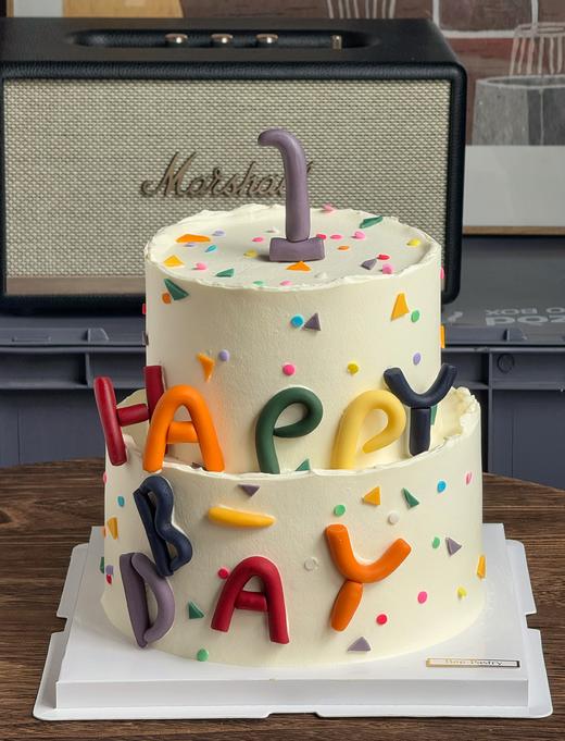 简约字母周岁蛋糕双层 商品图0
