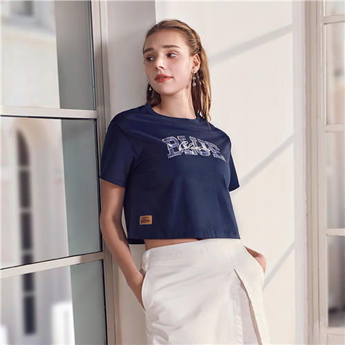 佐丹奴女装25年新款蔚蓝经典纯棉短款针织上衣T恤05395205 商品图1