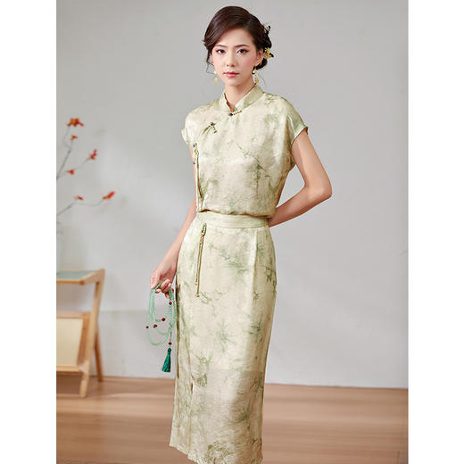 OPH F4139-A真丝时尚套装新中式端庄气质上衣半裙两件套 商品图3