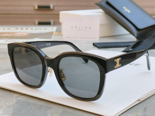 新款 CELINE赛琳 TRIOMPHE 05镜腿logo标识 板材镜架 方形 太阳眼镜 女款（AN） 商品图1