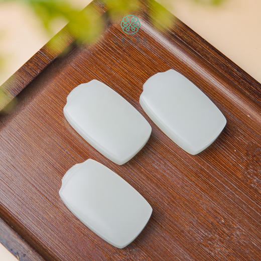 和田玉吊坠-羊脂白玉无事牌 商品图0