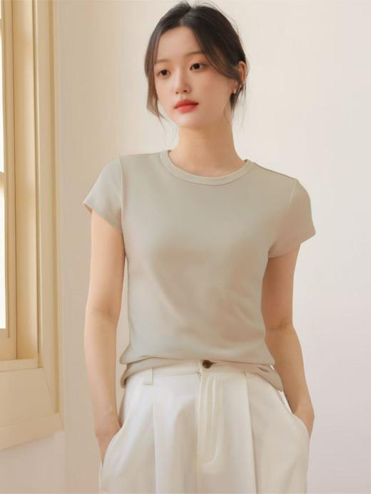 清仓价2025~卡其纯色高弹修身短袖T恤-喜出 商品图1