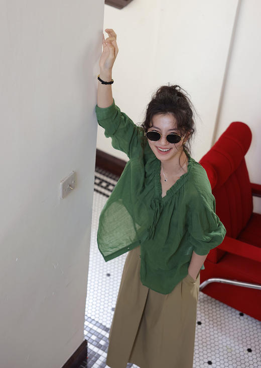 法式花边领防晒苎麻显瘦V领神仙透气感亚麻衫 商品图2