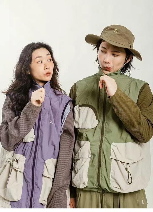 山系户外机能风立体口袋男女情侣款户外登山徒步工装马甲 商品图3